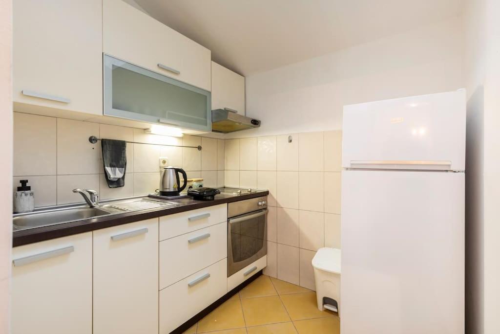 Warm House Full Of Green Ambient,Joy And Comfort Zagreb Exterior foto